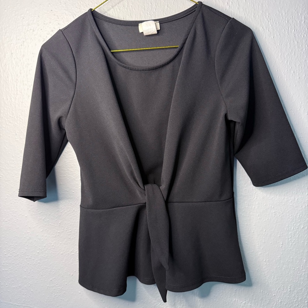Moci By Purple Rain Women's Black Peplum Blouse Sleeve 3/4 Sz S bow on the front